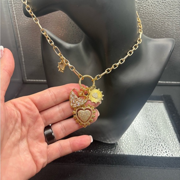 Gold Heart Charm Necklace I’ll removable charms it is one of a kind. - Picture 2 of 4